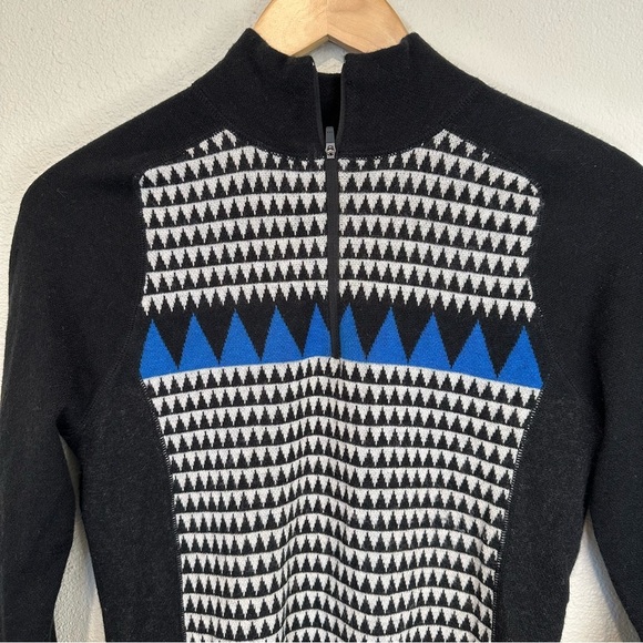 Title Nine Houndstooth Geo Super Power Quarter Zip Sweater - Picture 3 of 13